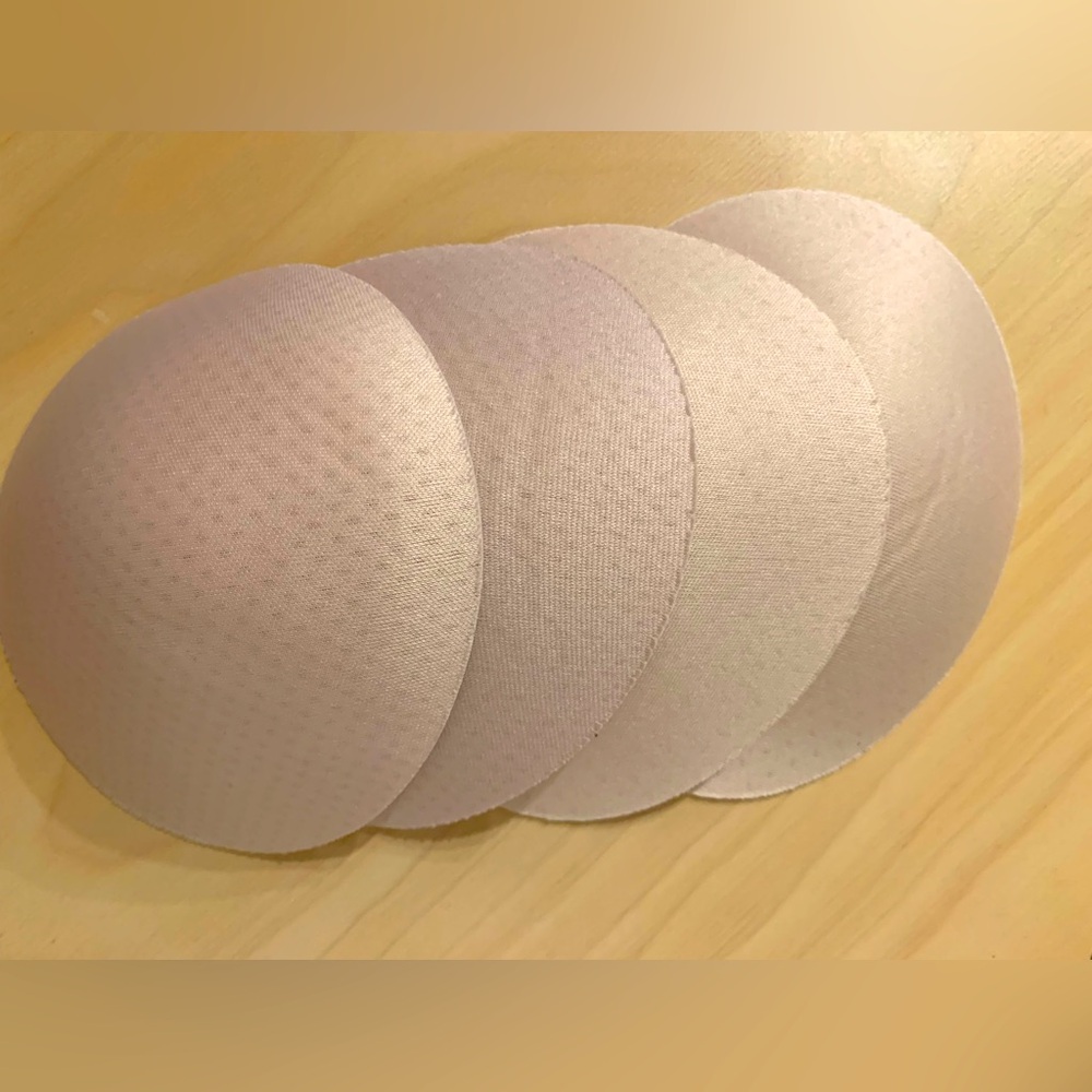 NWOT Lululemon Removable Bra Pads